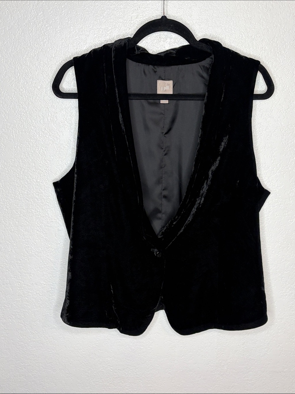 J. Jill Black Single Mother of Pearl Button Velvet Waist Coat Vest  Size Medium